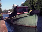 newark-boat-closeup2